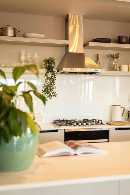 Hermanus Waterfront, Ocean Deluxe - Apartment 2 מראה חיצוני תמונה
