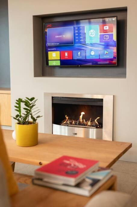 Hermanus Waterfront, Ocean Deluxe - Apartment 2 מראה חיצוני תמונה